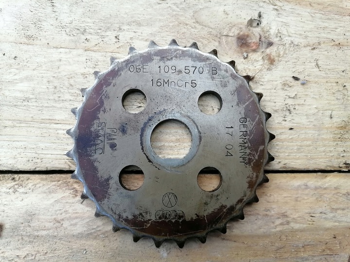 фото №1, Колесо насоса масла a6 c6 3.2 fsi auk 06e109570b