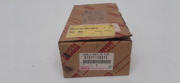 фото №5, Toyota 4runner i поворотник бампера праве 81511-35070