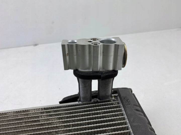 фото №5, Toyota corolla e210 e21 радіатор нагрівача кондиціонера a/c 4475005440