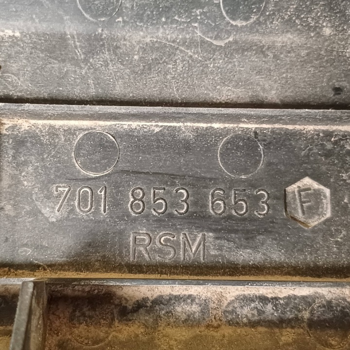 фото №7, Решітка радіатора решітка vw transporter t4 90-95 701853653 nr45