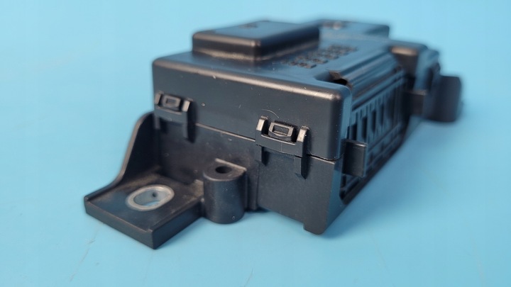 фото №12, Mercedes eqe 350+ 23r гнездо предохранителей a2975400441