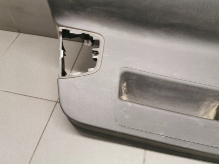 фото №8, Обивка крышки audi a5 sportback 8t8867979 чёрная