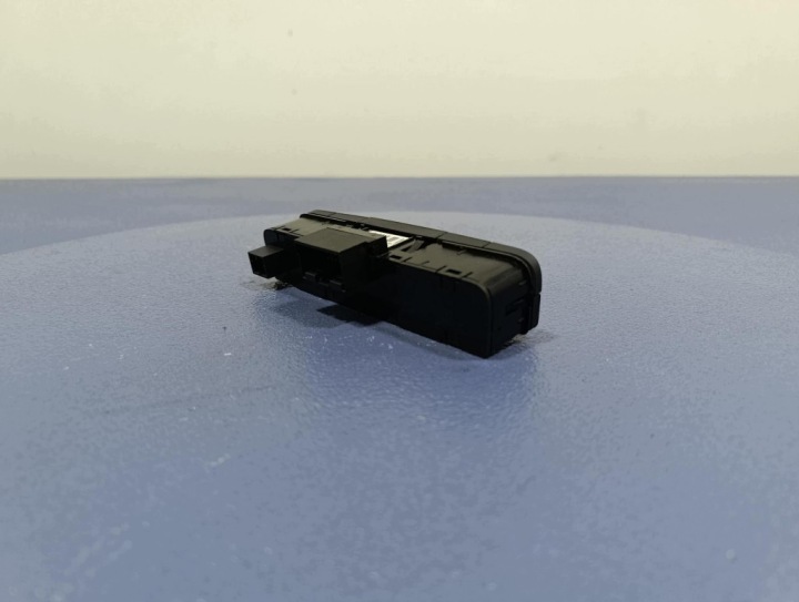 фото №8, Seat ibiza iv 6j 08- переключатель света аварийных 6j0327137c
