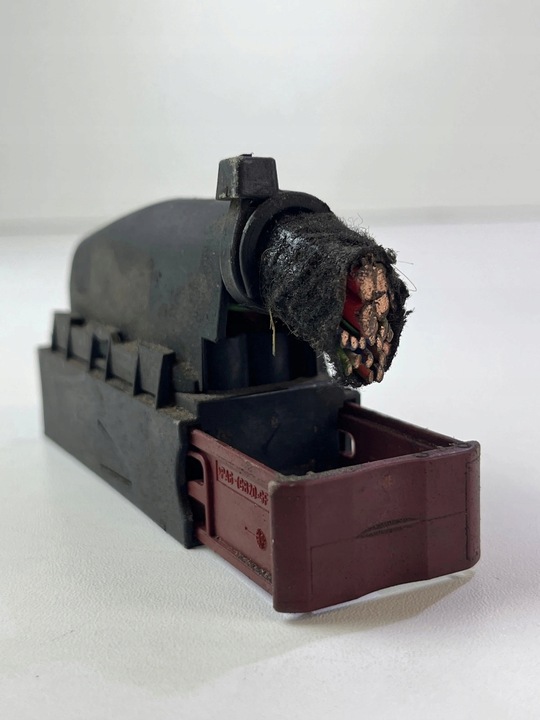 фото №4, Штекер роз'єм насоса abs opel astra h gtc bl