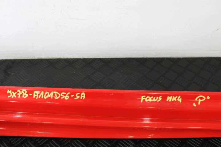 фото №6, Накладка пороговая порог правый jx7b-a101d56-sa ford focus mk4 универсал st-line