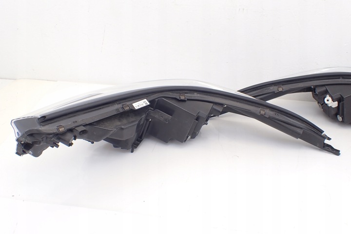 фото №13, Toyota ch-r chr 81110-f4071 - 00 81150-f4071 - 00 лампы передние комплект