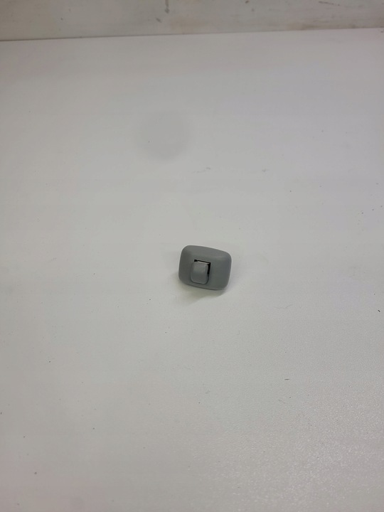 фото №1, Тримач гачок захисні накладки audi a3 8va1 8x 8u0857562