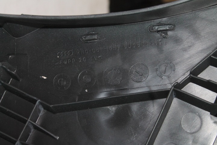 фото №7, Бампер зад задний 8d5807364 audi a4 b5 94-01 новый