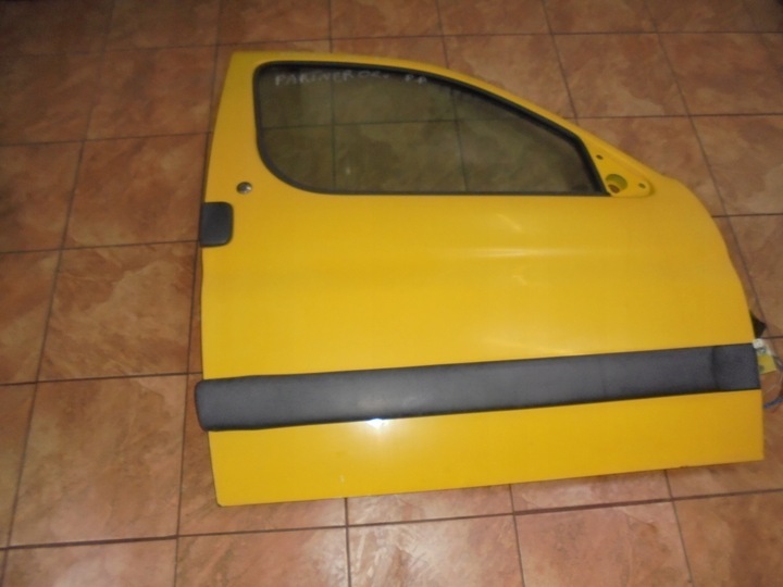 фото №1, Peugeot partner i 02 дверь =listwa правые перед
