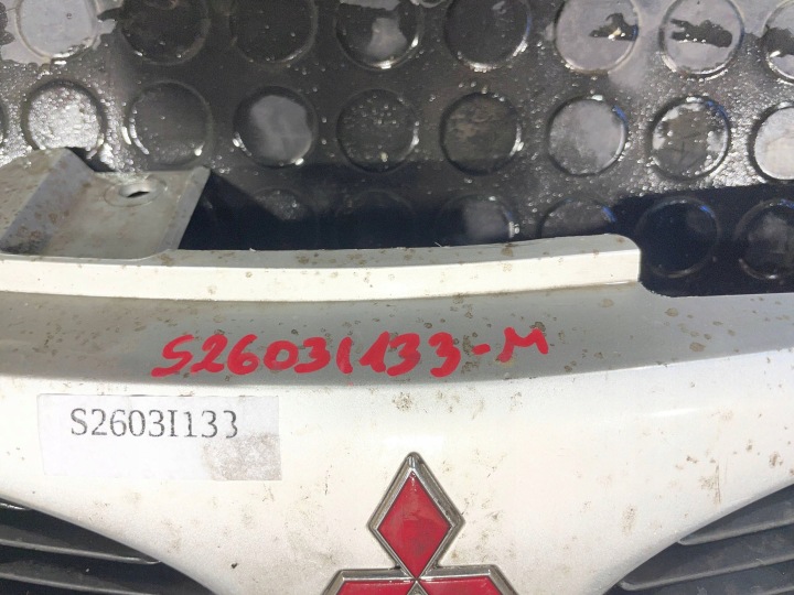 фото №10, Mitsubishi carisma 95-99 решітка решітка решітка середня бампера перед