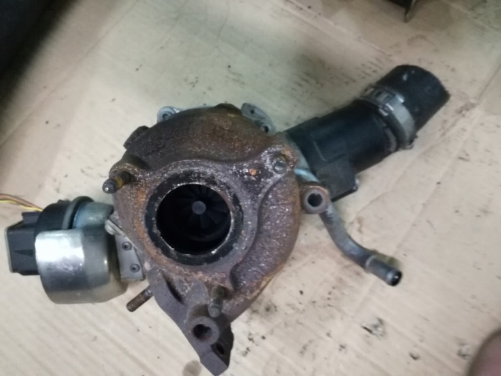 фото №5, Audi a4 b8 a5 a6 2.0tdi турбонагнітач 03l143701d