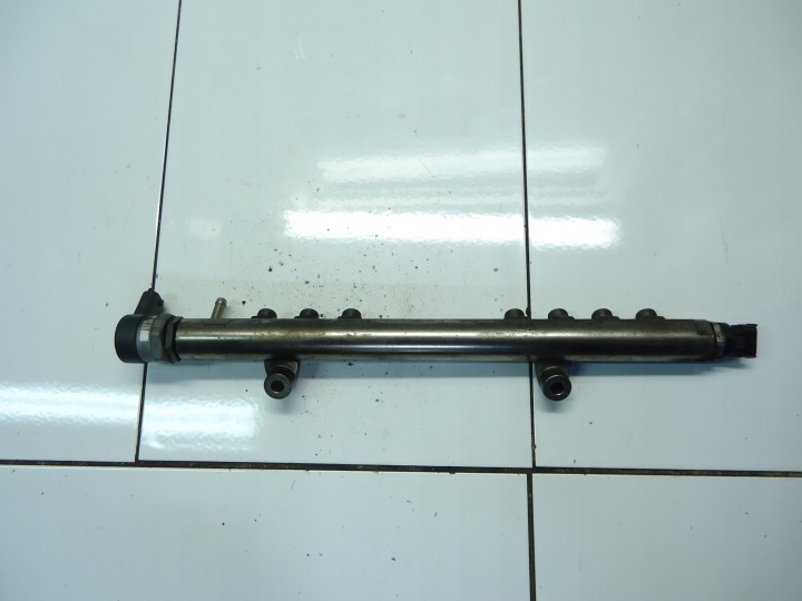 фото №6, Volvo xc70 iii 2.0 d4 d5204t3 паливна рейка  0445215025 0281002990