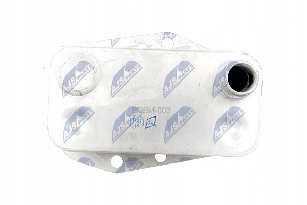 фото №11, Радиаторов масла bmw 3 e46 318d 320d 2001- 3 e90 318d 320d 2005- 5 e60