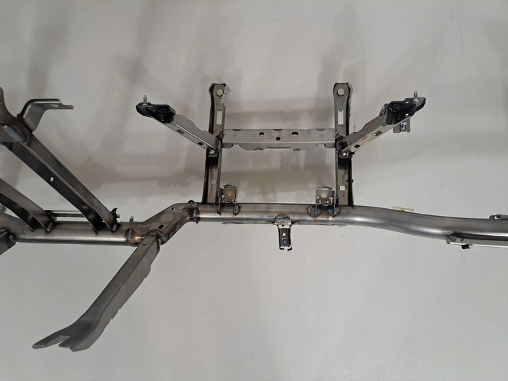 фото №12, Bmw x4 g02 2023 элементы крепежные