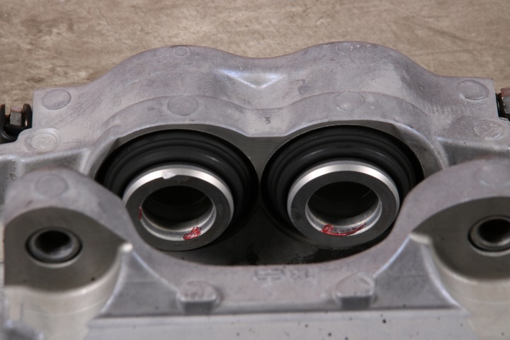 фото №7, Bmw g30 g31 g11 g12 x3 g01 супорт гальмівний лівий перед 6885839 42/30/348