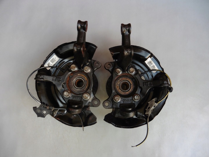 фото №1, Поворотный кулак ступица правая перед auris ii e18 1,4 d4d