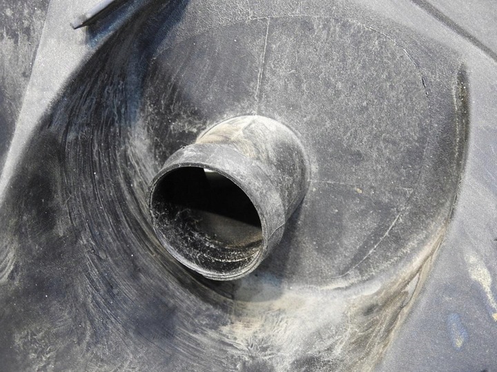 фото №9, Корпус фільтра повітря audi a6 c6 2.4 v6