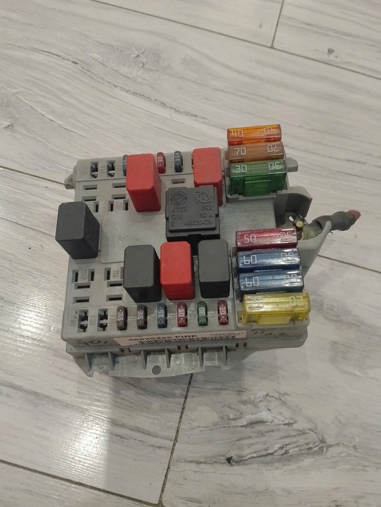 фото №1, Коробка предохранителей fiat punto ii 1.2 46835425