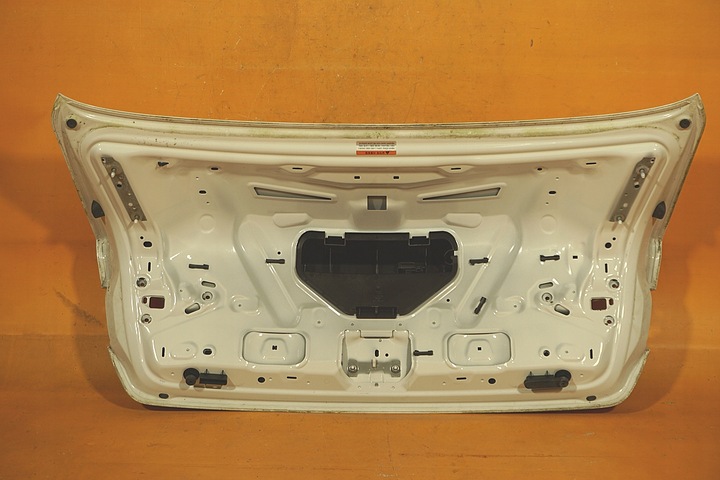 фото №8, Audi a4 8w b9 66km sedan крышка зад багажника 8w5827025f ls9r