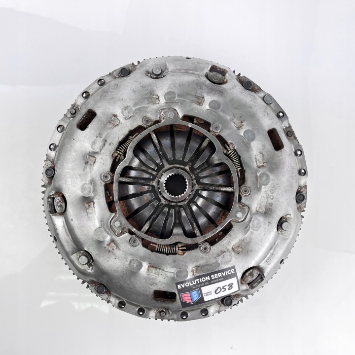фото №11, Зчеплення комплект двомасовий маховик luk 2.0 tdi vw / audi / skoda / seat 05l105266b