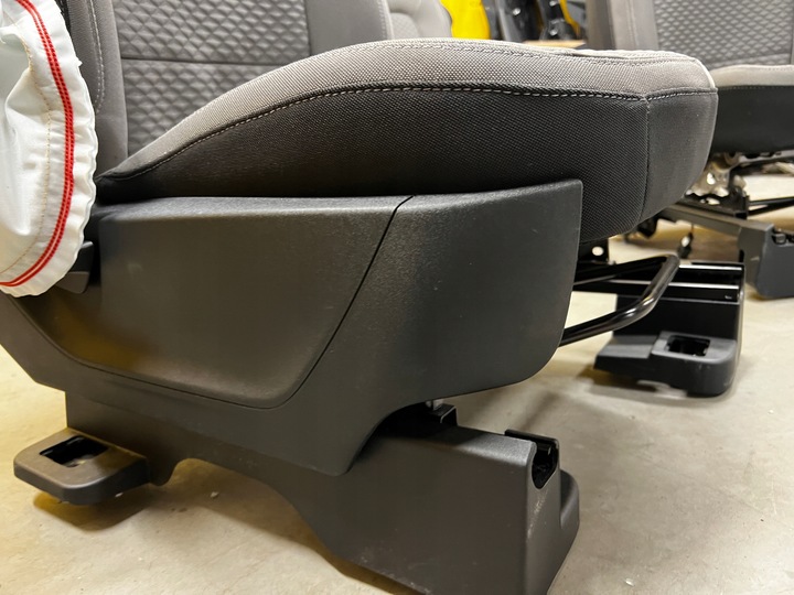 фото №9, Комплект сиденья перед диван зад ford втулка стабилизатора mk4 1.5 eb