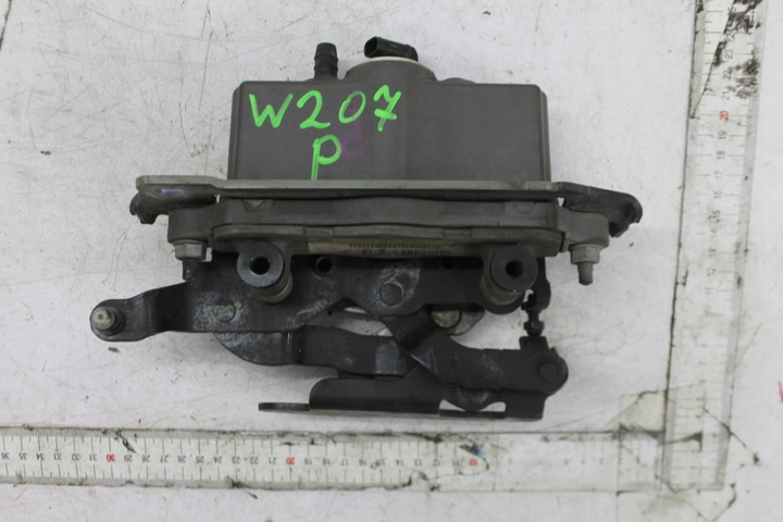 фото №1, Петля патрон/заряд капота правый mercedes w207 09-17