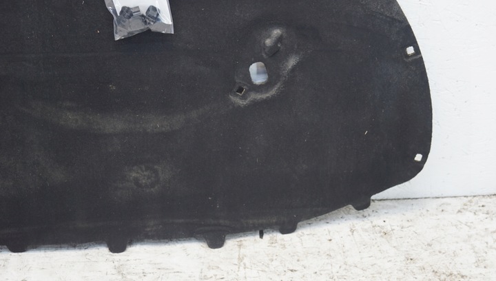 фото №4, Шумоізоляція капота + застібки vw polo 6r рестайлінг