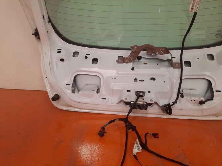 фото №13, Ford fiesta mk7 3d 12-17 рестайлінг кришка багажника зад задня 8a61a40414ah