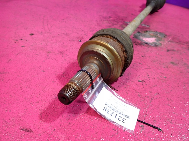 фото №7, Honda crv 2 cr-v ii 01- 2.0 16v i-vtec k20a4 4x4 полуось правый зад задняя