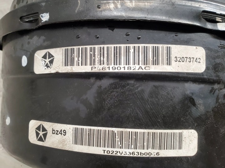 фото №6, Dodge durango 2014-2109 p68190182ac з спереду підсилювач гальма