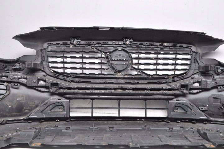 фото №15, Volvo s60 iii v60 ii бампер перед передній 717