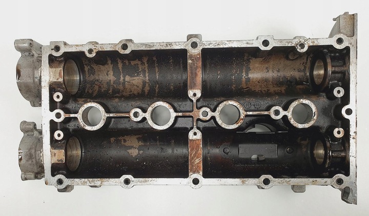 фото №7, Крышка клапанов vw golf iv 1.4 16v 036103475n