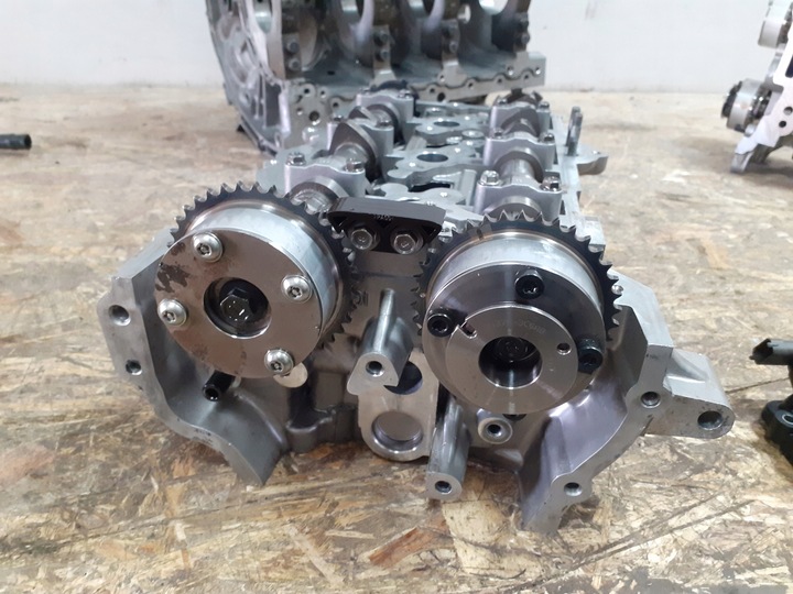 фото №8, Genesis g80 3.8 awd 2015-20 двигатель gd6j головка комплектная левая правая