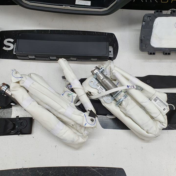 фото №14, G30 g31 панель консоль подушки ремни подушка безопасности