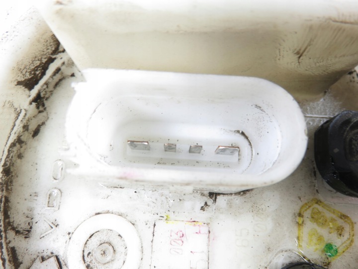 фото №4, Насос топлива audi a3 8l 1.6 - avu 1j0919051h 228233001003