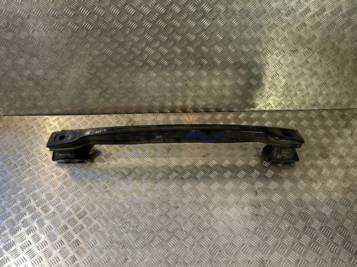 фото №6, Mercedes-benz c w205 2016 поперечина бампера заднього