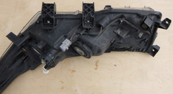 фото №7, Toyota corolla фара правые 8111002e7000