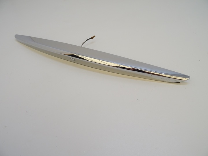 фото №3, Infiniti g g37 планка накладка задньої кришки зад хром кнопка