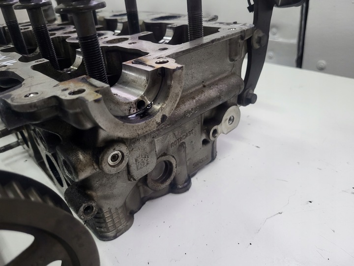 фото №5, Головка валы citroen c5 iii peugeot 407 2.7 hdi 4r8q-6c064-ag