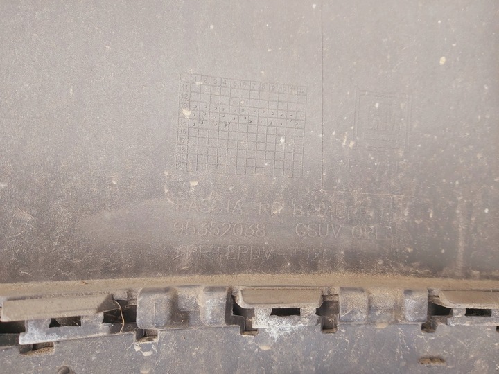 фото №12, Запчастини | mokka a бампер зад спойлер дифузор задній z22c 95352038 | 762