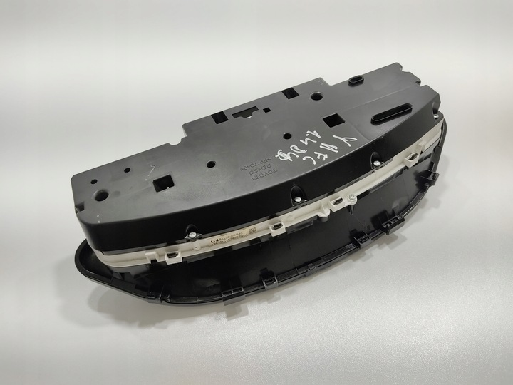 фото №8, Спідометр  toyota yaris ii 1.4 d4d 83800-0dg40 європа 2009-2012 рестайлінг