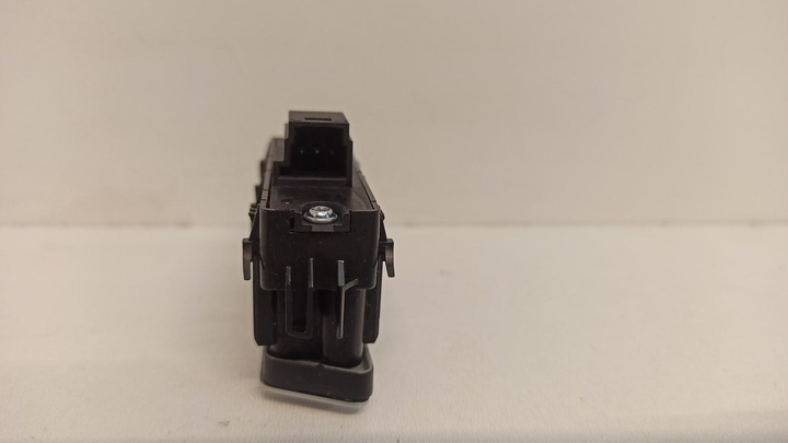 фото №4, Mercedes w212 кнопка блокировка дверь a2049058502