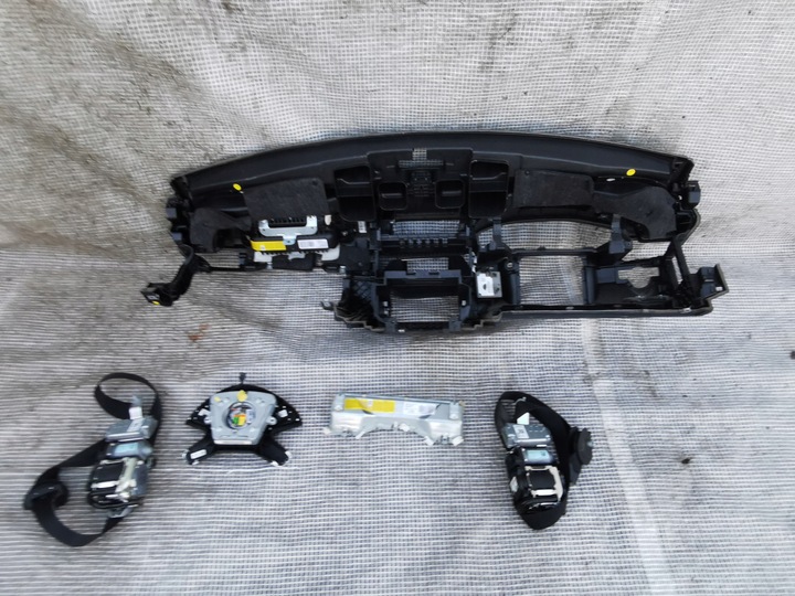 фото №9, Mercedes w212 09-12 e-klasa панель консоль подушки ремені 3x подушка безпеки комплект