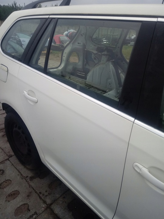 фото №4, Дверь правые передние зад vw golf v универсал jetta lr9a