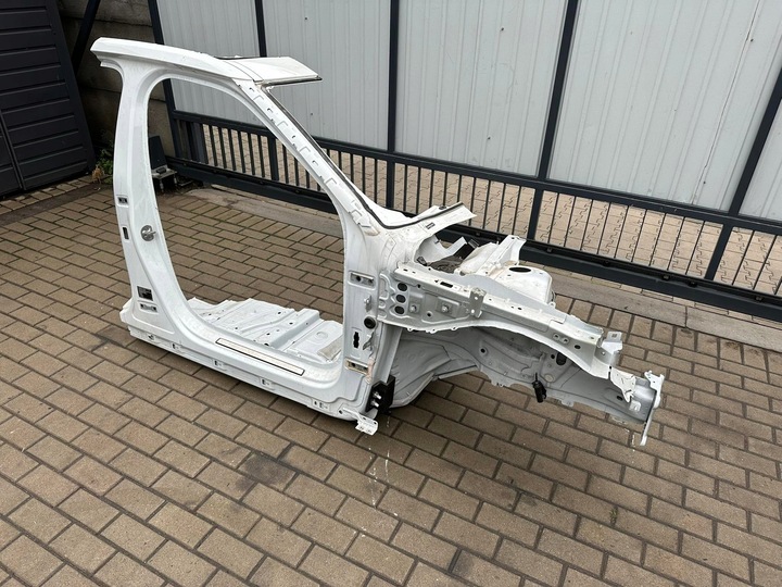 фото №1, Polestar 2 ii чверть права передня лонжерон