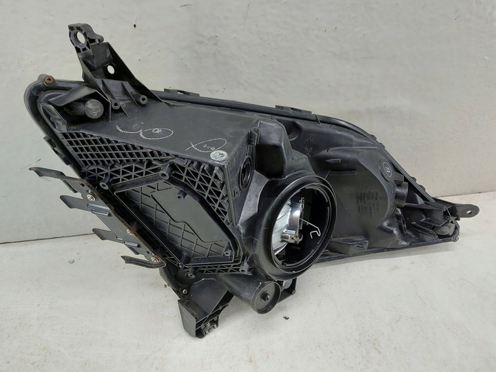 фото №11, Toyota prius 03-07 права лампа передня перед фара