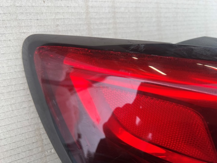фото №2, Holden commodore vf лампа левая зад задняя 92286211