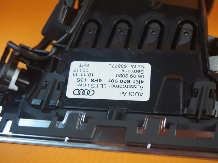 фото №15, Audi a7 4k решётки воздуховод консоли lh pr 4k1820902