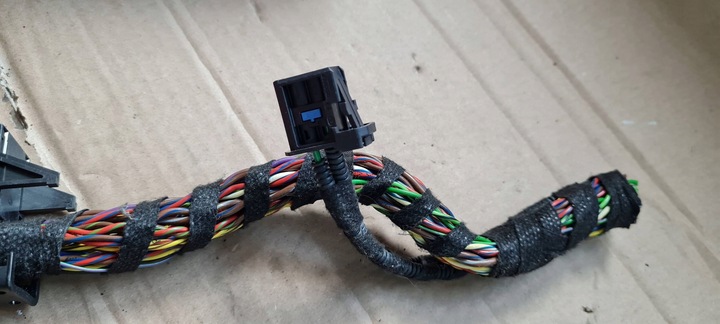 фото №12, S4 b9 8w a4 штекер разъём усилителя bang olufsen 4g0971636 a5 8w s5