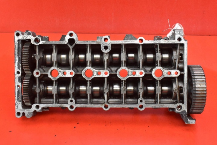 фото №9, Кришка клапанів корпус вали 55184358 opel astra 3 iii h 1.9 cdti 150 km